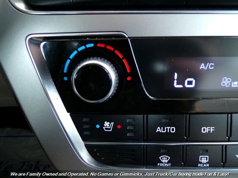 Used 2017 Hyundai Sonata Limited w/ Tech Package 03 FWD image 40