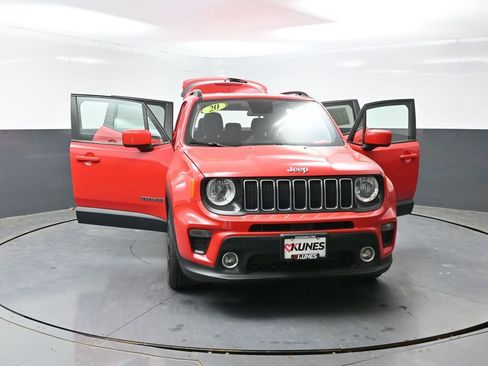 Used 2020 Jeep Renegade Latitude FWD image 59