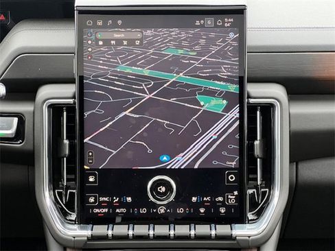 New 2025 GMC Yukon Denali w/ Denali Reserve Package image 22