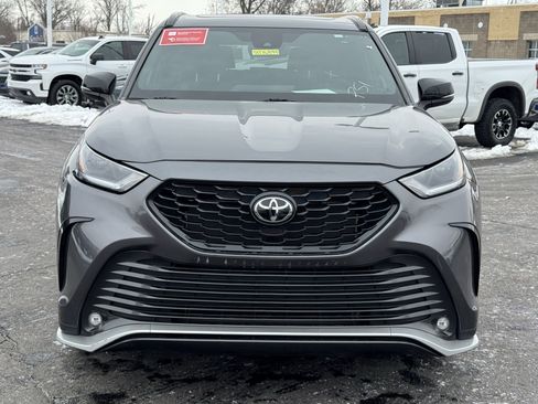 Used 2024 Toyota Highlander XSE image 15