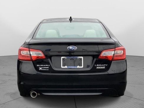 Used 2017 Subaru Legacy 2.5i Premium image 4