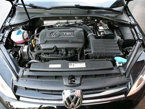 Used 2015 Volkswagen Golf SEL FWD image 7