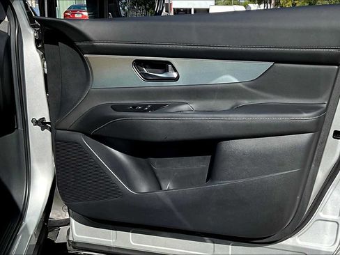 Certified 2025 Nissan Murano SL AWD/4WD image 21