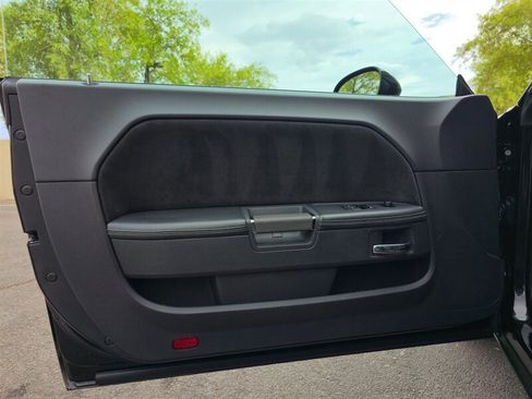 Used 2008 Dodge Challenger SRT8 RWD image 12