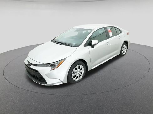 New 2026 Toyota Corolla LE image 1