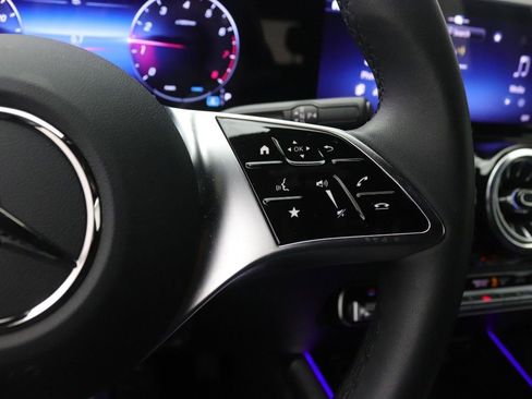 Certified 2025 Mercedes-Benz GLA 250 image 15