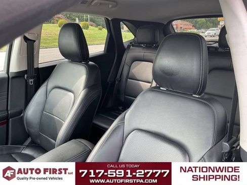 Used 2022 Ford Escape SEL AWD/4WD image 9
