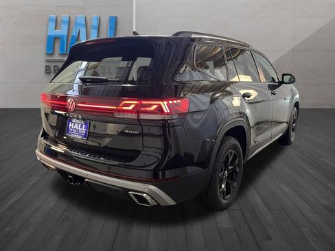 New 2026 Volkswagen Atlas Peak Edition AWD/4WD image 5