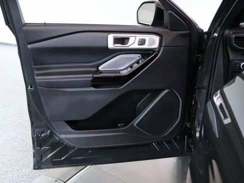 Used 2021 Ford Explorer ST w/ Equipment Group 401A image 13