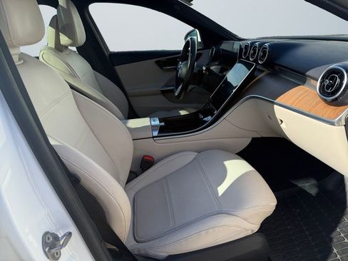 Used 2022 Mercedes-Benz C 300 4MATIC Sedan image 15