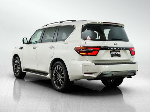 Used 2024 Nissan Armada Platinum w/ Cargo Package AWD/4WD image 3