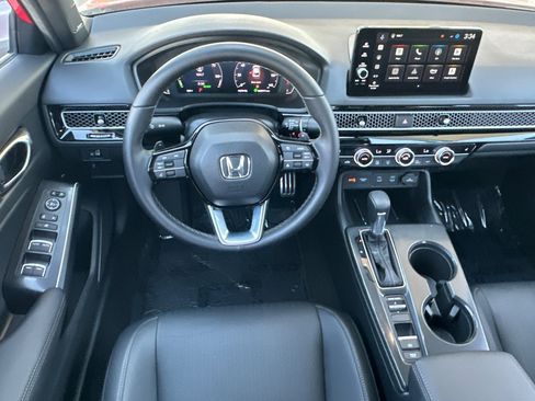 Certified 2025 Honda Civic Sport Touring image 14