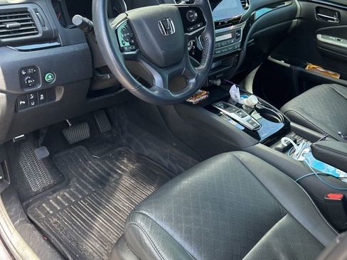 Used 2021 Honda Passport Touring image 5