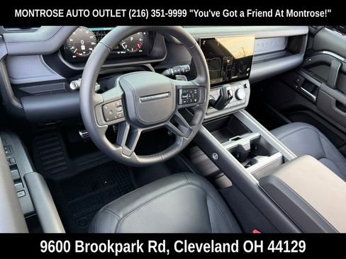 New 2026 Land Rover Defender 130 X-Dynamic SE image 12