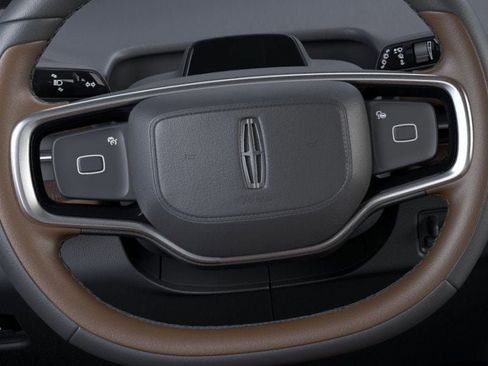 New 2026 Lincoln Navigator L Reserve AWD/4WD image 12