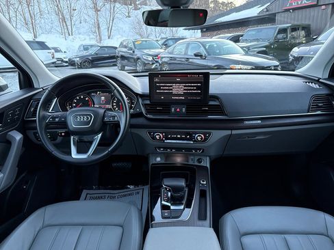 Used 2022 Audi Q5 2.0T Premium w/ Convenience Package image 31