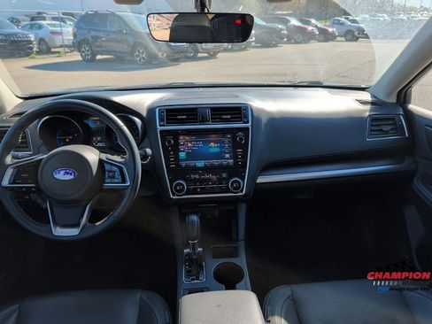 Used 2018 Subaru Outback 2.5i Limited image 19