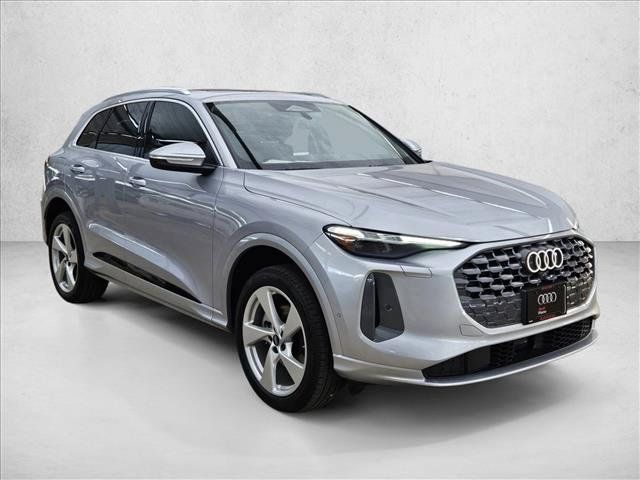 New 2026 Audi Q5 Premium w/ Premium Plus AWD/4WD image 3