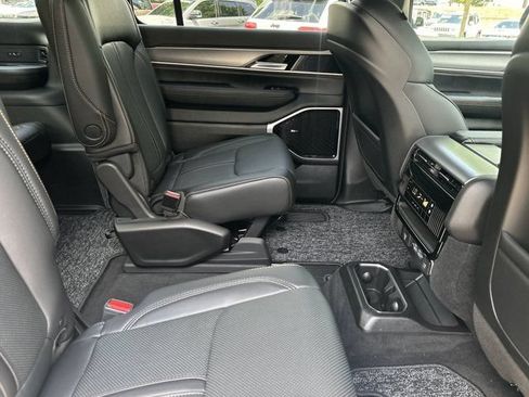 New 2026 Jeep Grand Wagoneer 4WD image 15