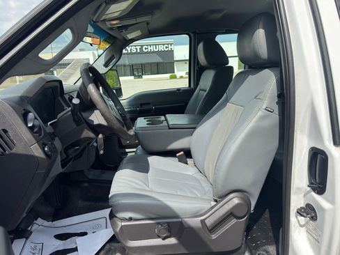 Used 2015 Ford F350 XL w/ Power Equipment Group AWD/4WD image 12
