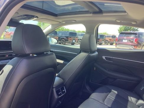 Certified 2023 Hyundai Sonata Limited w/ Cargo Package FWD image 21