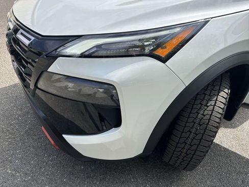 New 2026 Nissan Rogue SV AWD/4WD image 31