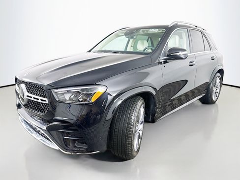 New 2026 Mercedes-Benz GLE 450 4MATIC image 3