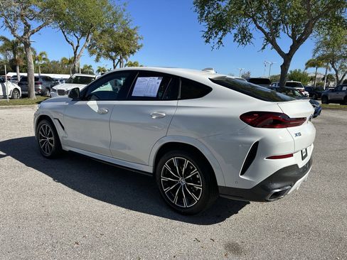 Used 2021 BMW X6 sDrive40i w/ M Sport Package image 6