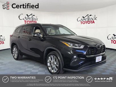 Used 2023 Toyota Highlander Limited