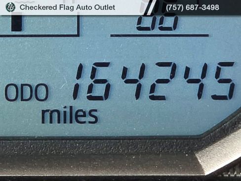 Used 2015 Toyota RAV4 LE FWD image 12