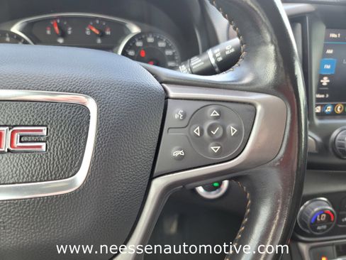 Used 2022 GMC Terrain AT4 w/ Infotainment Package II image 25