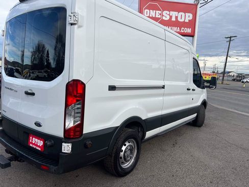 Used 2018 Ford Transit 250 148 Medium Roof RWD image 5