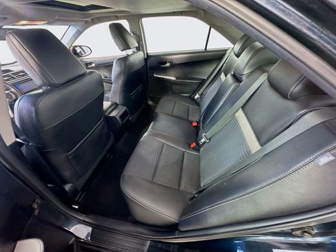 Used 2012 Toyota Camry SE w/ Convenience Pkg FWD image 23