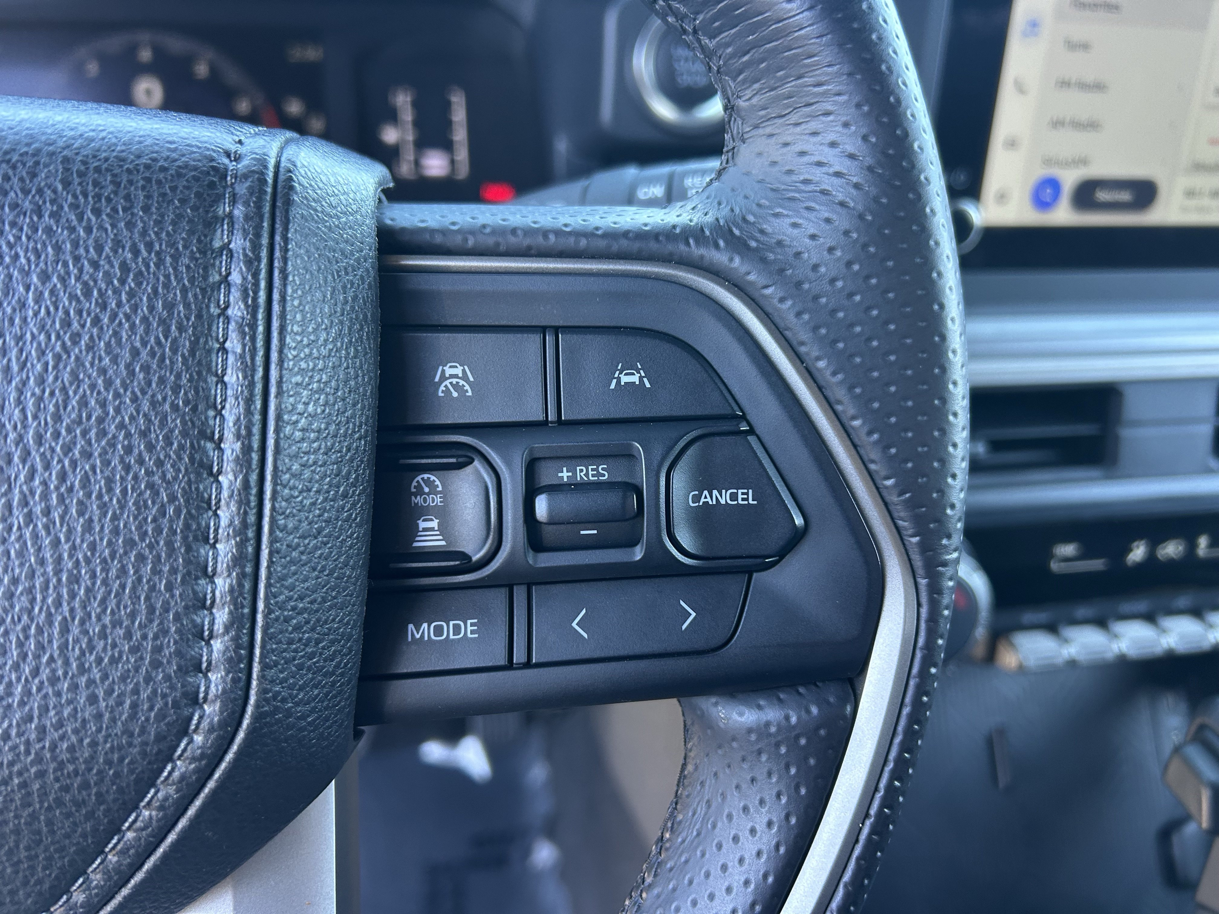 Certified 2026 Toyota 4Runner SR5 RWD image 29