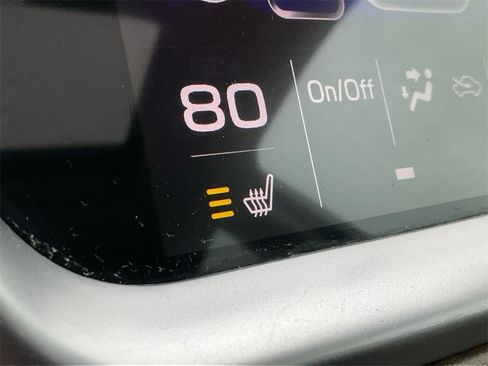 Used 2020 Subaru Legacy Limited image 26