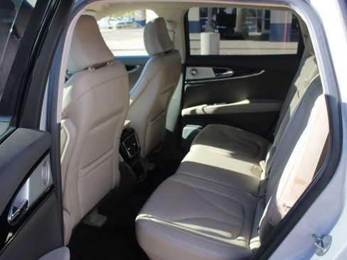 Used 2022 Lincoln Nautilus Reserve w/ Equipment Group 202A AWD/4WD image 12