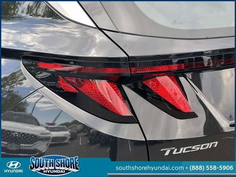 Certified 2023 Hyundai Tucson SE AWD/4WD image 11