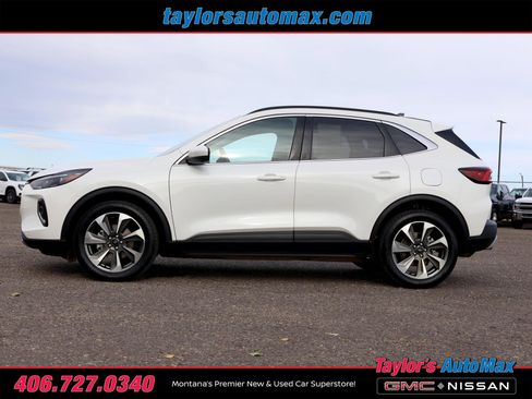 Used 2023 Ford Escape Platinum image 41