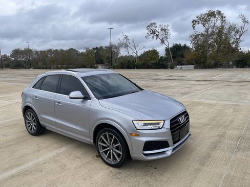 Used 2018 Audi Q3 2.0T Premium Plus image 24