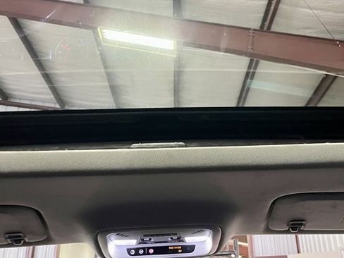 Used 2019 Chevrolet Traverse Premier w/ Redline Edition image 30