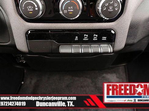 New 2026 RAM 1500 Express AWD/4WD image 24