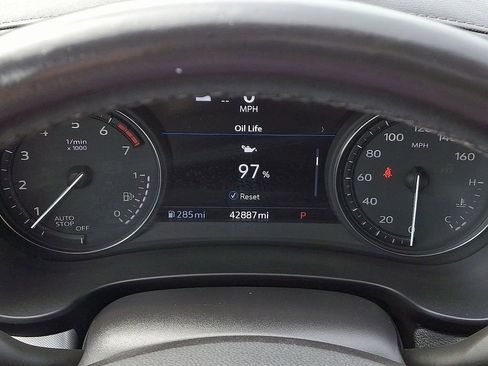 Used 2021 Cadillac XT4 Premium Luxury w/ Technology Package image 21