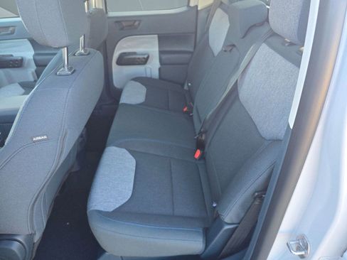 New 2025 Ford Maverick XLT image 13