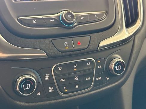 Used 2024 Chevrolet Equinox LT FWD image 15