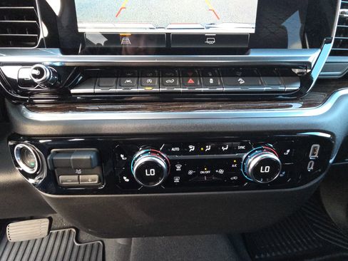 New 2026 GMC Sierra 1500 SLE w/ X31 Off-Road Package image 24