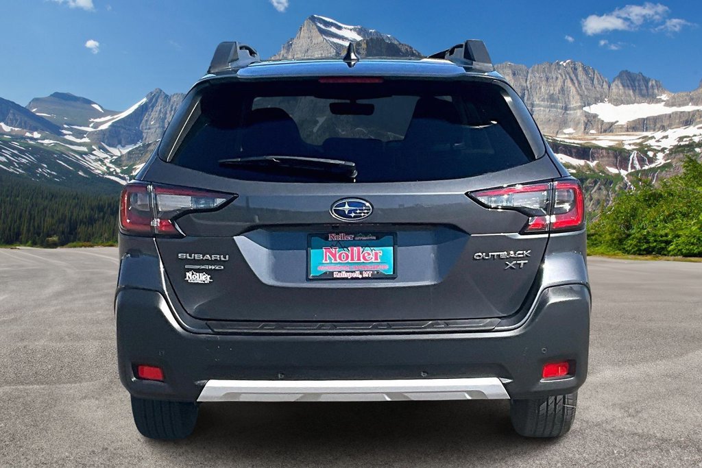 Used 2023 Subaru Outback Limited XT AWD/4WD image 4