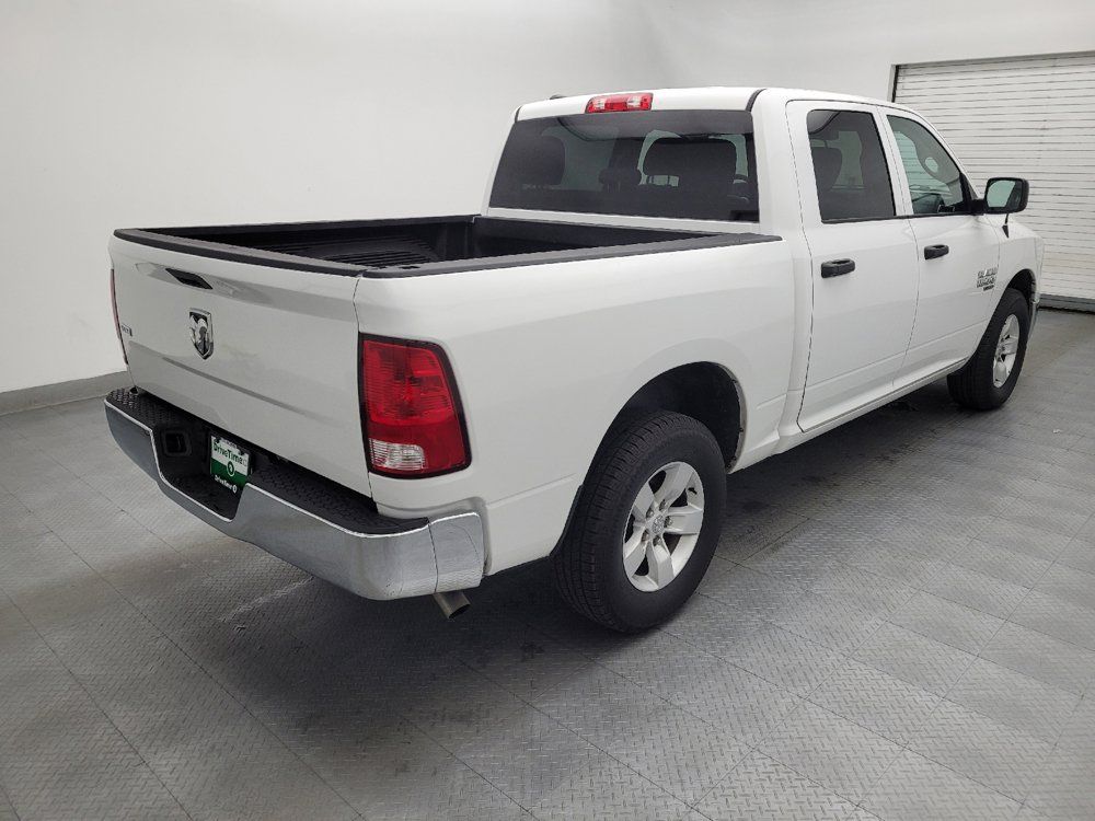 Used 2022 RAM 1500 Classic SLT RWD image 9