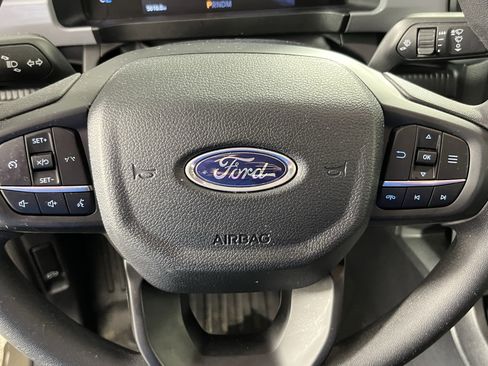 Used 2025 Ford Ranger XL image 16