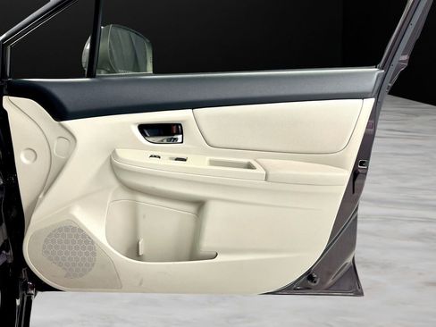 Used 2013 Subaru Impreza 2.0i Premium w/ All-Weather Pkg image 32