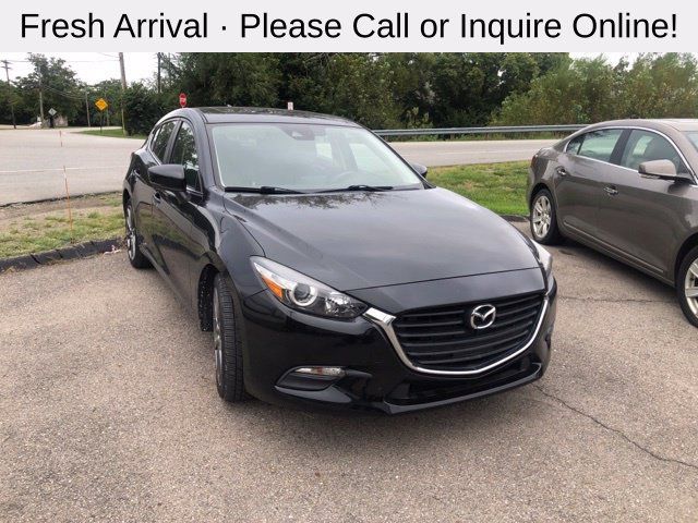 Used 2018 MAZDA MAZDA3 Touring FWD image 1